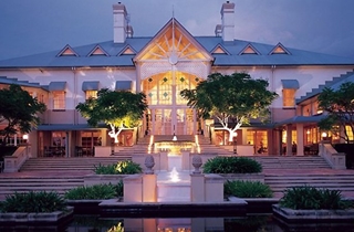 Wedding Venue - Intercontinental Sanctuary Cove Resort - The Fountain Terrace 4 on Veilability